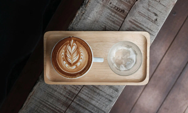 Не пейте кофе во время еды и вот почему